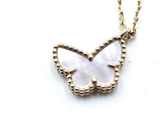 Van Cleef & Arpels Sweet Alhambra Papillon Shell Necklace in Yellow Gold and Au750, 3.0g 