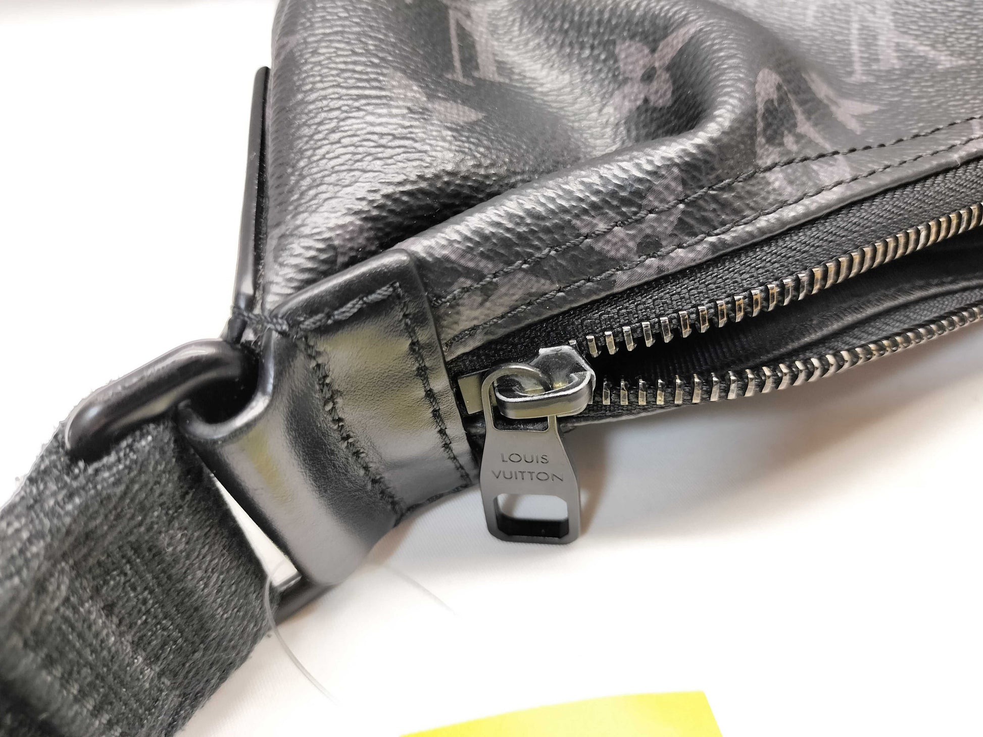 LOUIS VUITTON M47158 Monogram Graffiti Hammock Bag PM M47158 Shoulder Bag