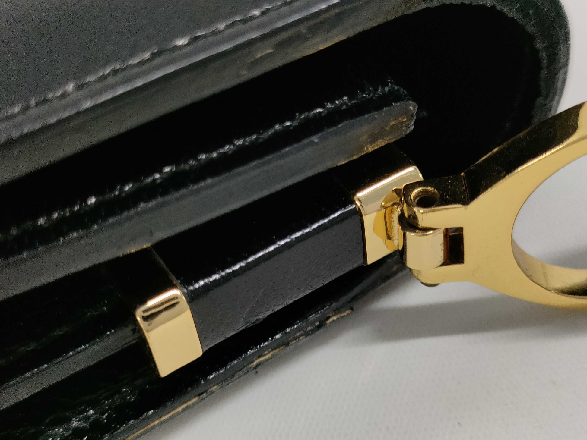 Yves Saint Laurent Old Shoulder Bag