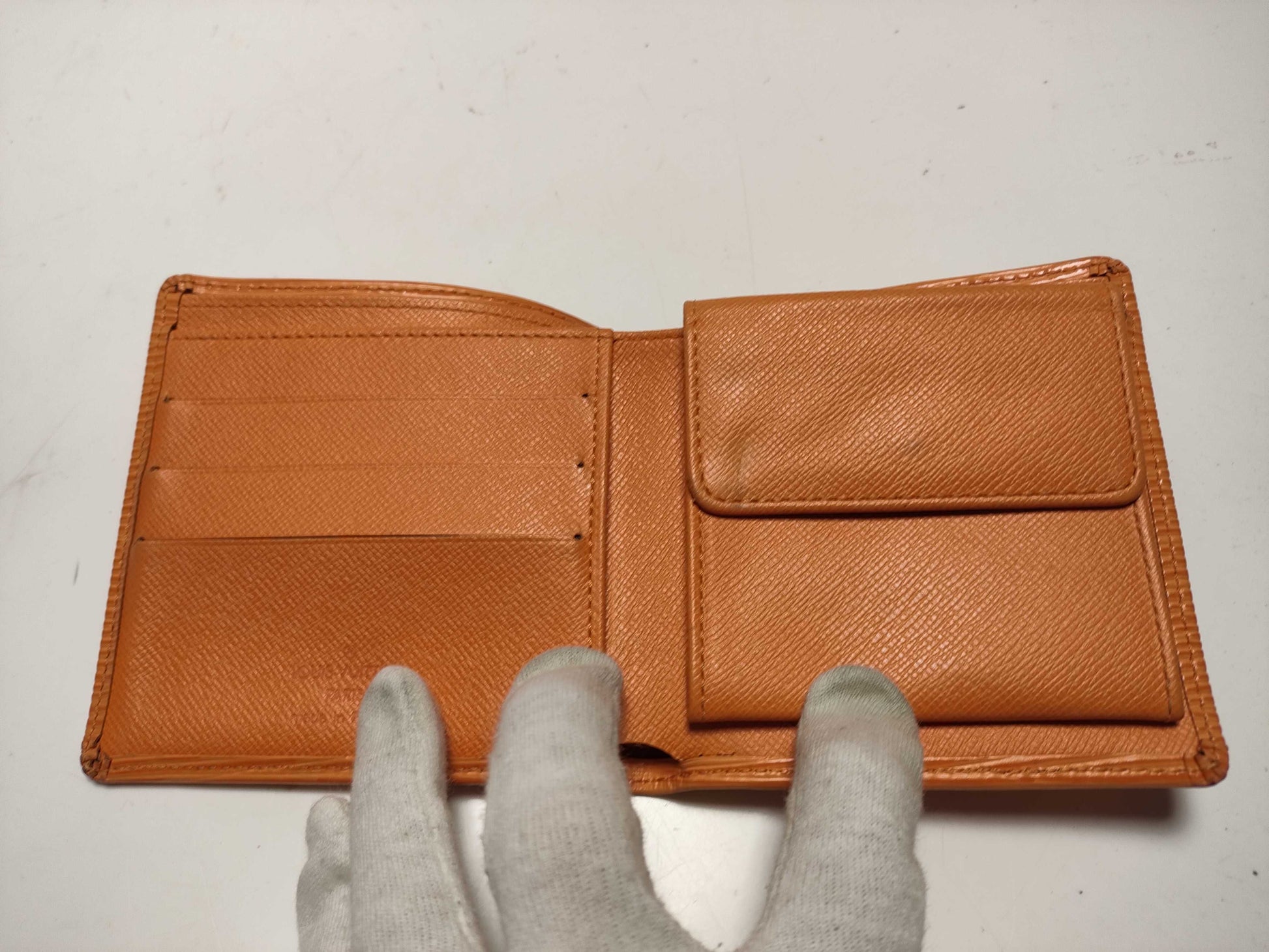 LOUIS VUITTON Epi Portefeuille Marco Wallet