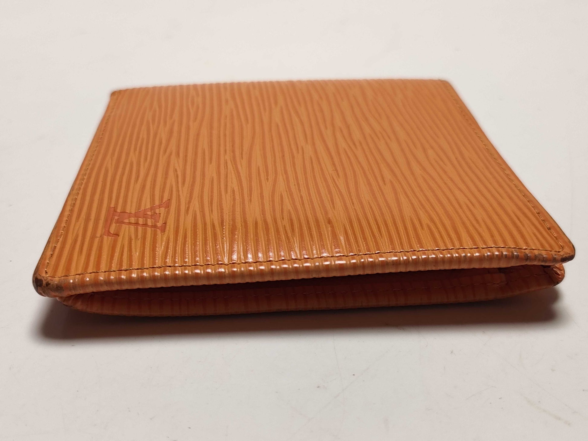 LOUIS VUITTON Epi Portefeuille Marco Wallet