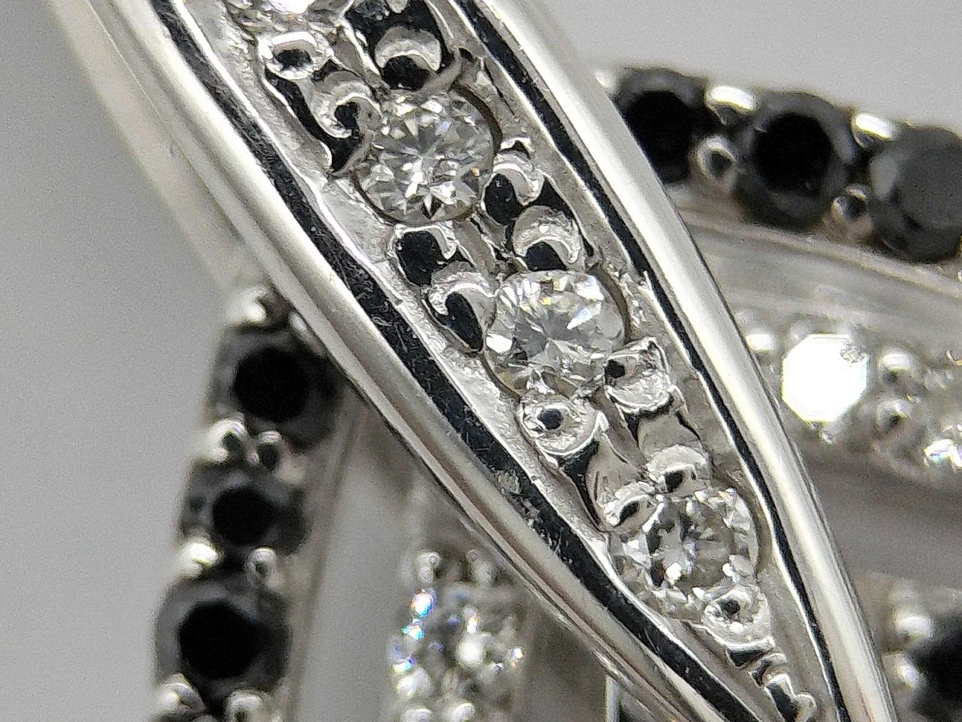 D1.00ct K18WG 7.9g Necklace 