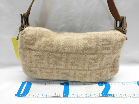 FENDI Mamma 2321-26424-008 / Wool / Condition Considered Handbag