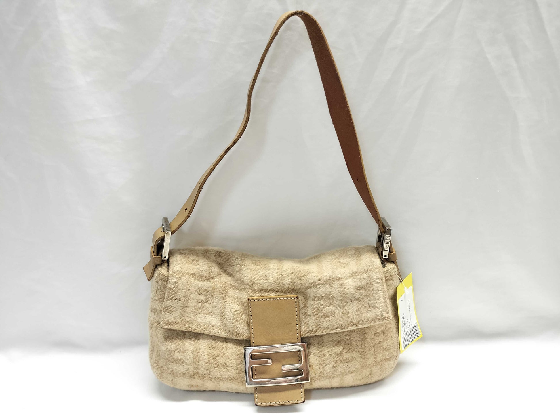 FENDI Mamma 2321-26424-008 / Wool / Condition Considered Handbag