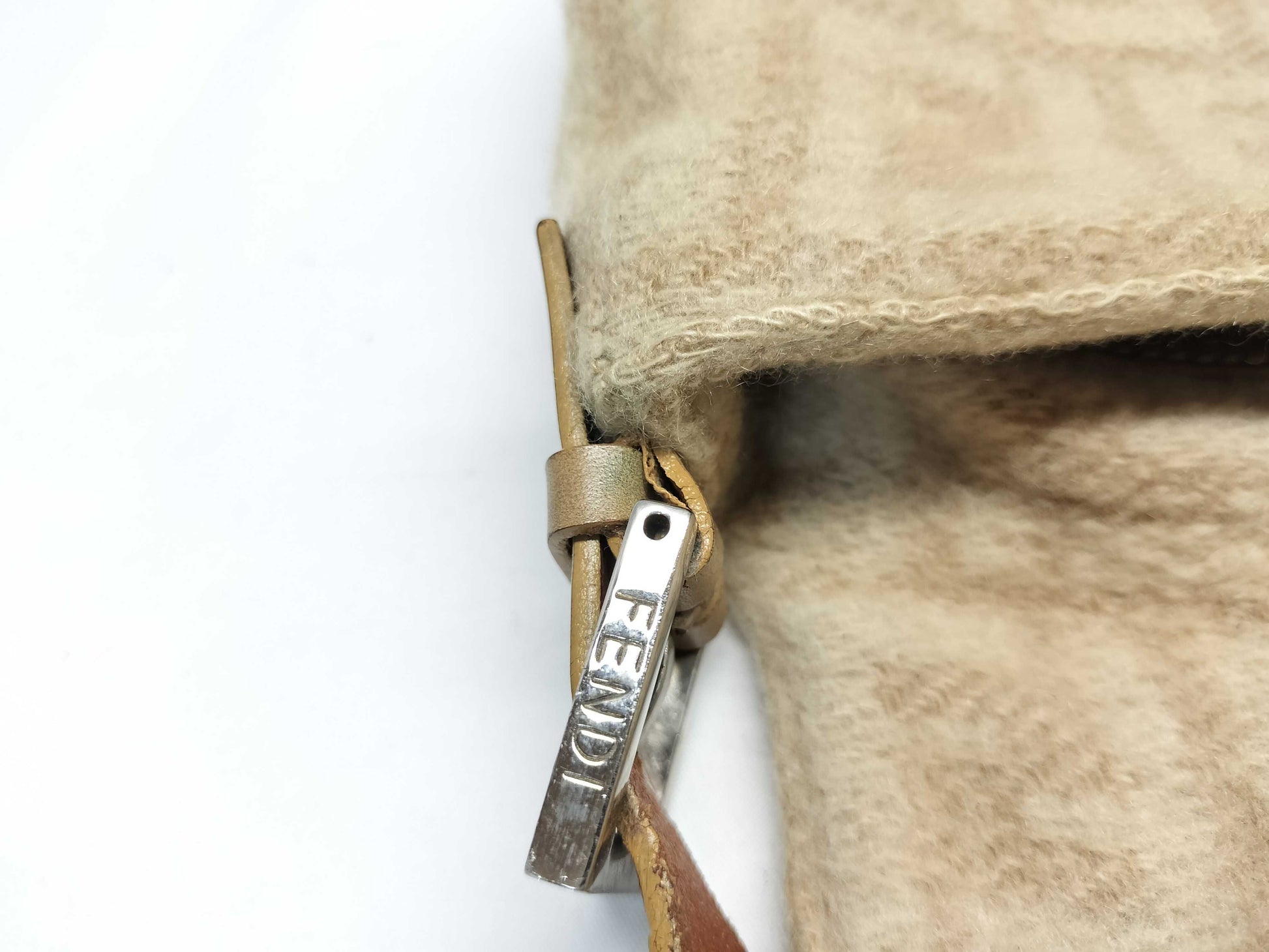 FENDI Mamma 2321-26424-008 / Wool / Condition Considered Handbag