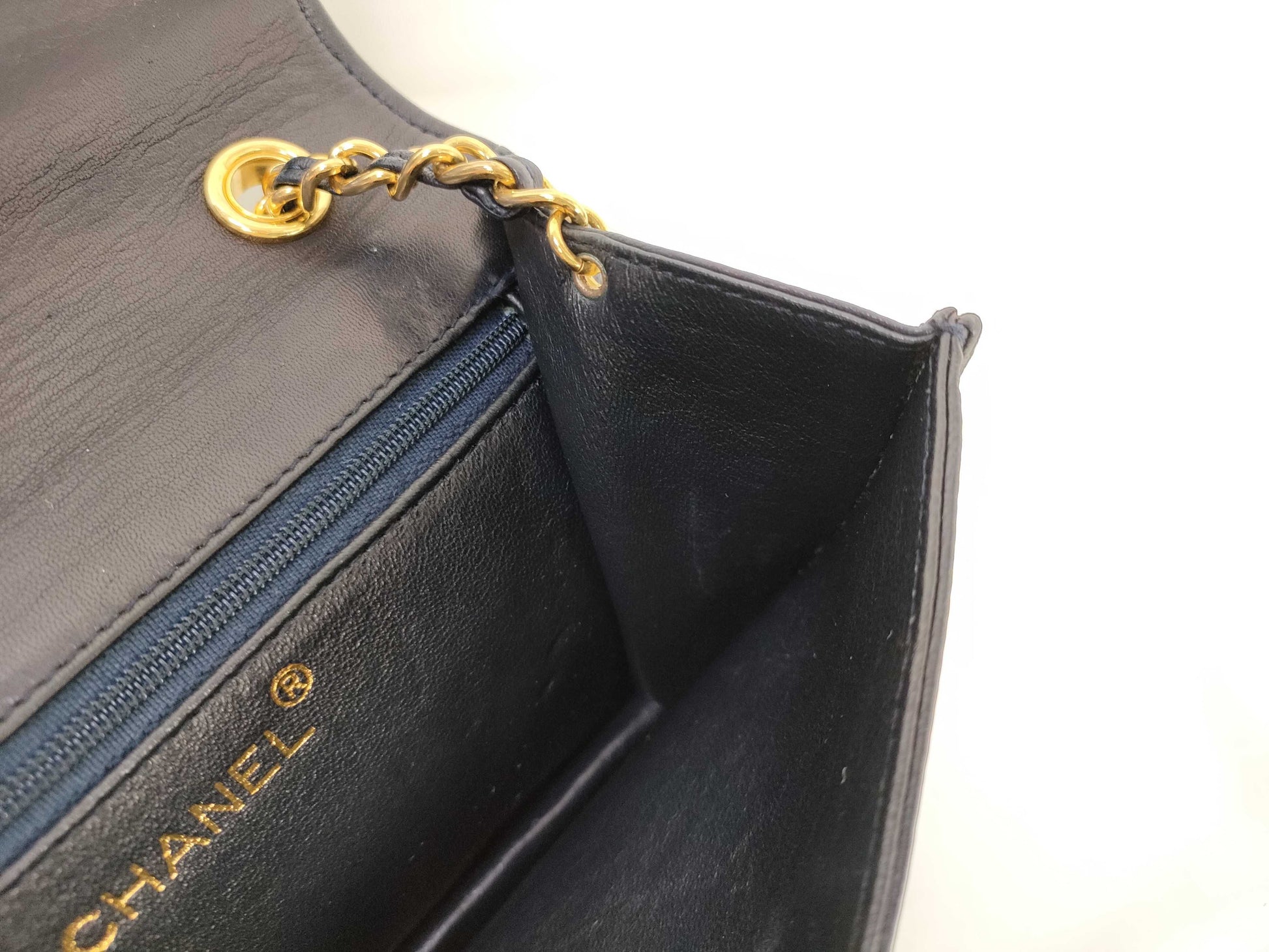 CHANEL Matelasse Lambskin Chain Shoulder Bag in Black