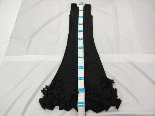 ISSEY MIYAKE Fette Dress Ruffle Dress