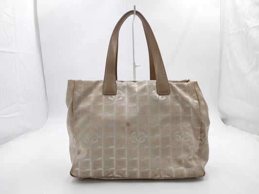 CHANEL tote bag