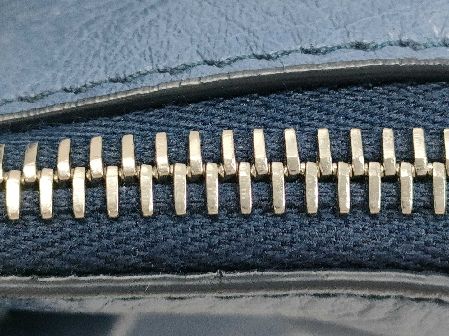 HIROFU Leather 2-Way Indigo Handbag