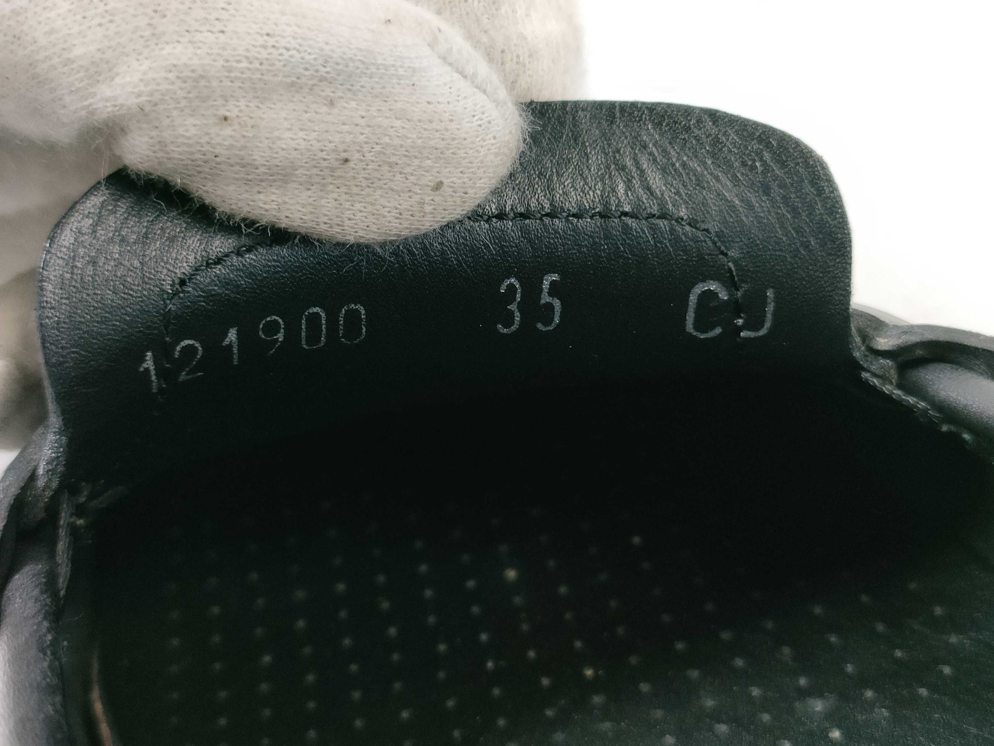 GUCCI Horsebit Loafers