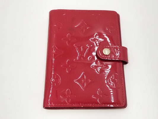 LOUIS VUITTON Vernis Agenda PM Notebook Cover