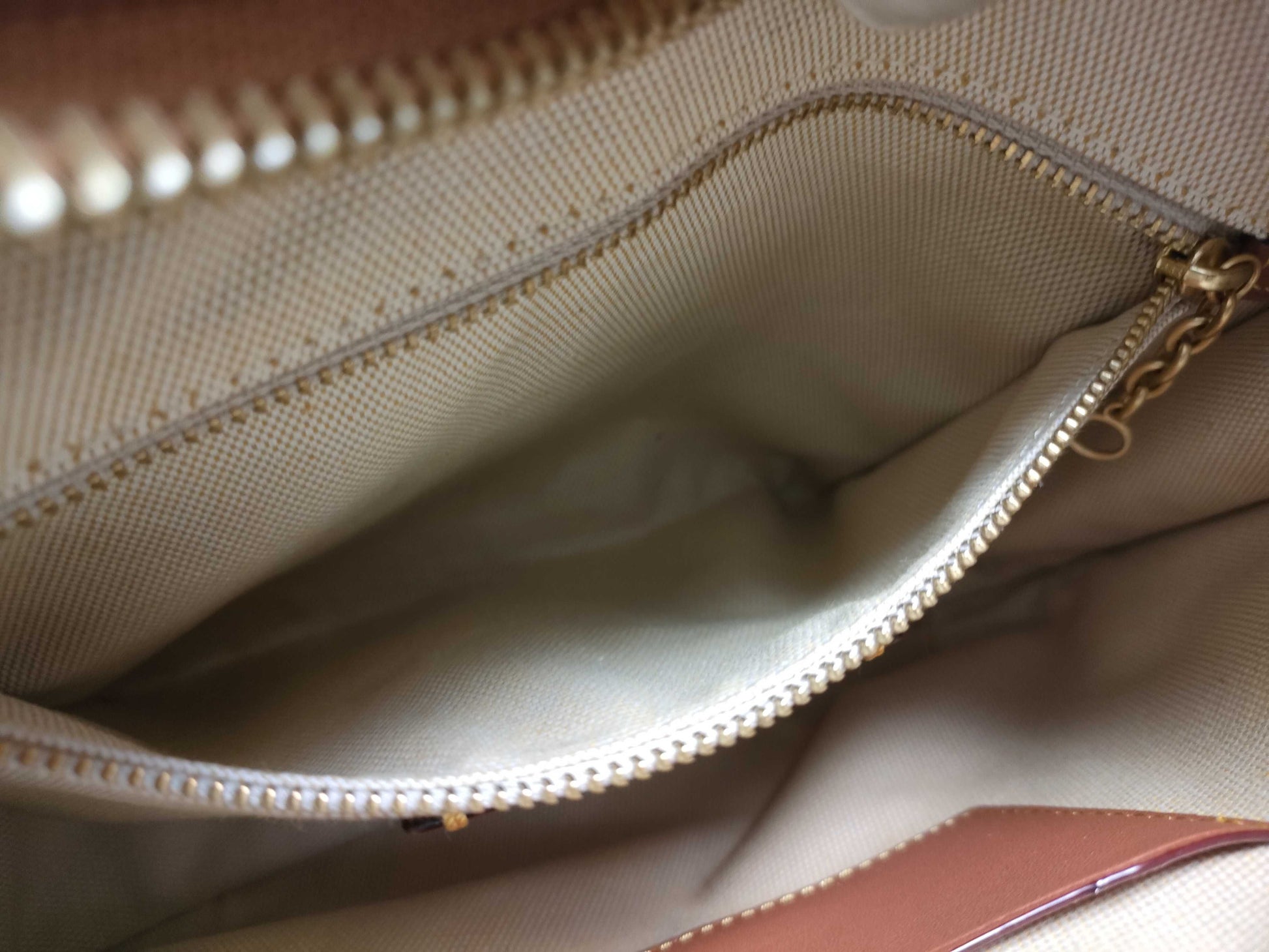 COACH C2265 Shoulder Bag