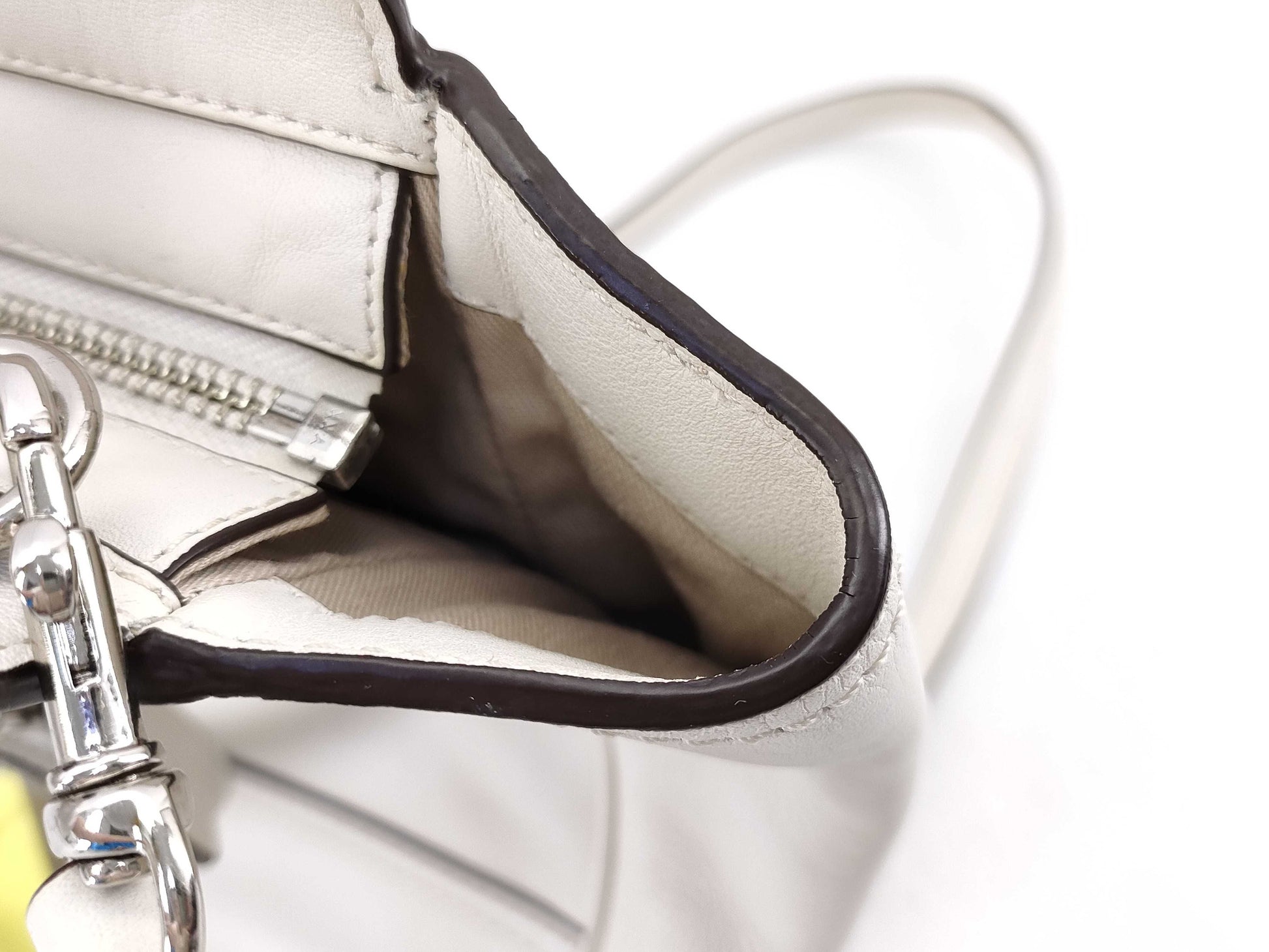 COACH Old Coach 2-way White Handbag