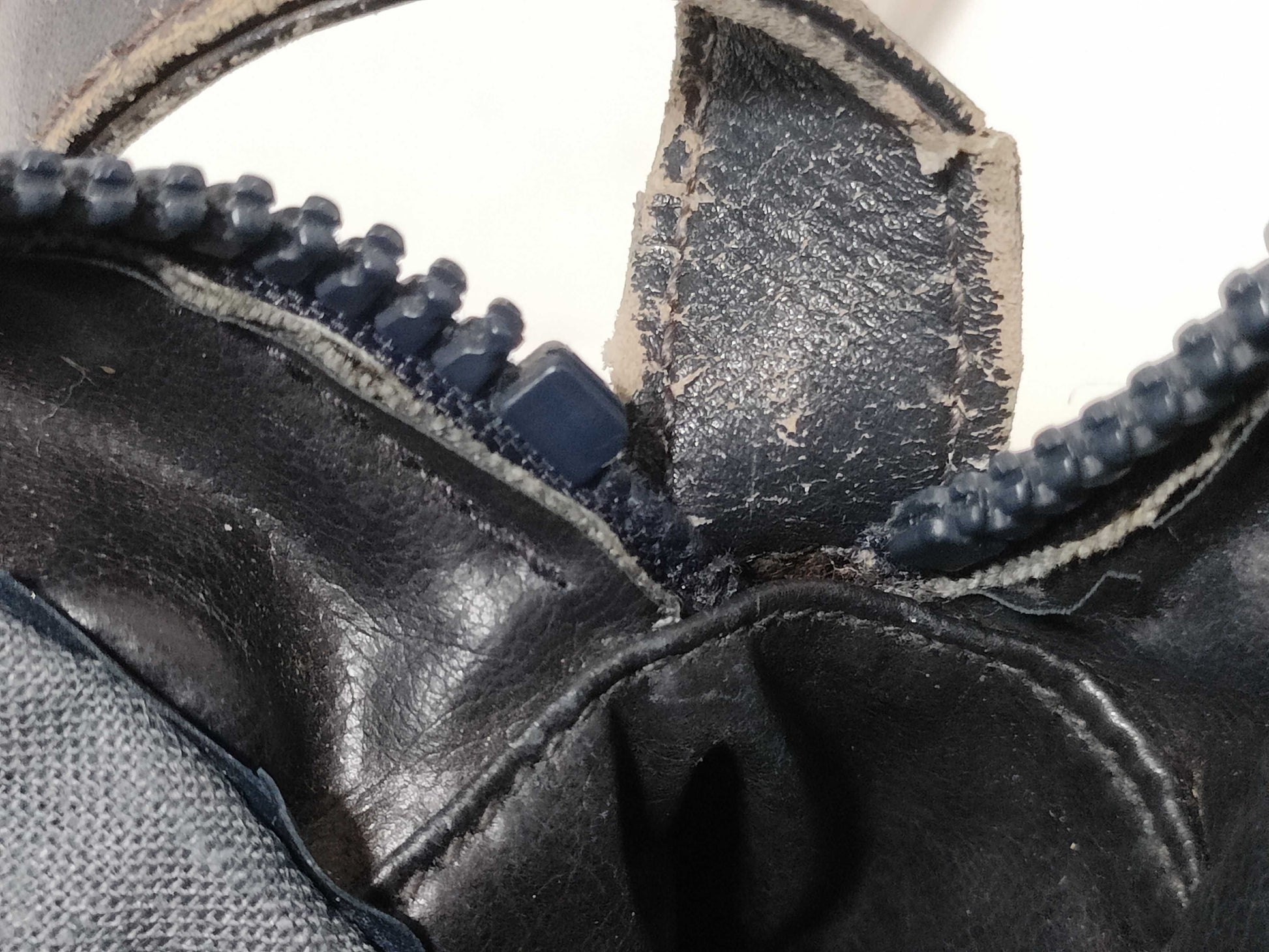 CELINE Shoulder Bag