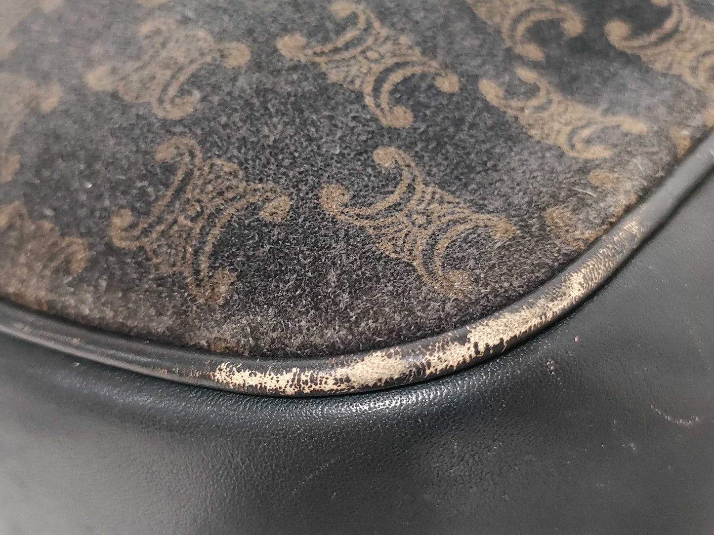 CELINE Shoulder Bag