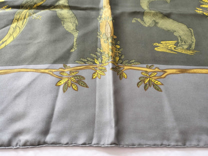 HERMES Carre Carre 90 //Condition Considered Scarf
