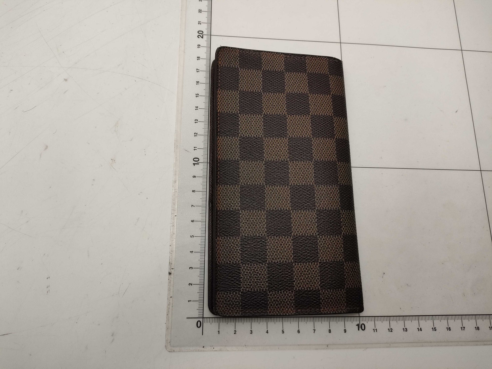 LOUIS VUITTON Damier Porte-Valeur Carte Credit Wallet