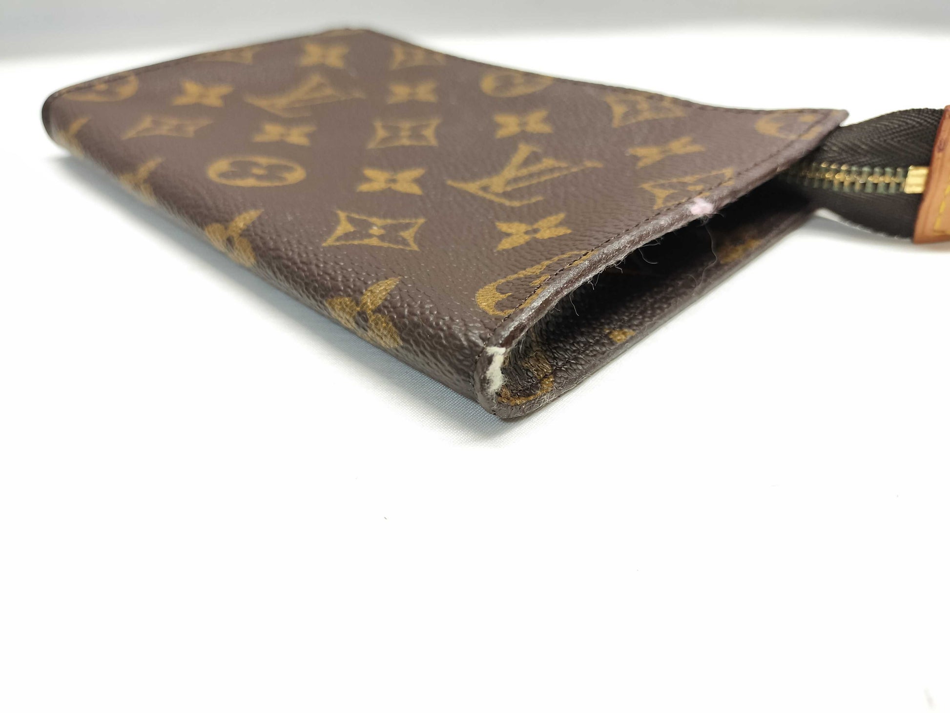 LOUIS VUITTON VI 1957 Monogram Accessory Pouch/Second Pouch Pouch