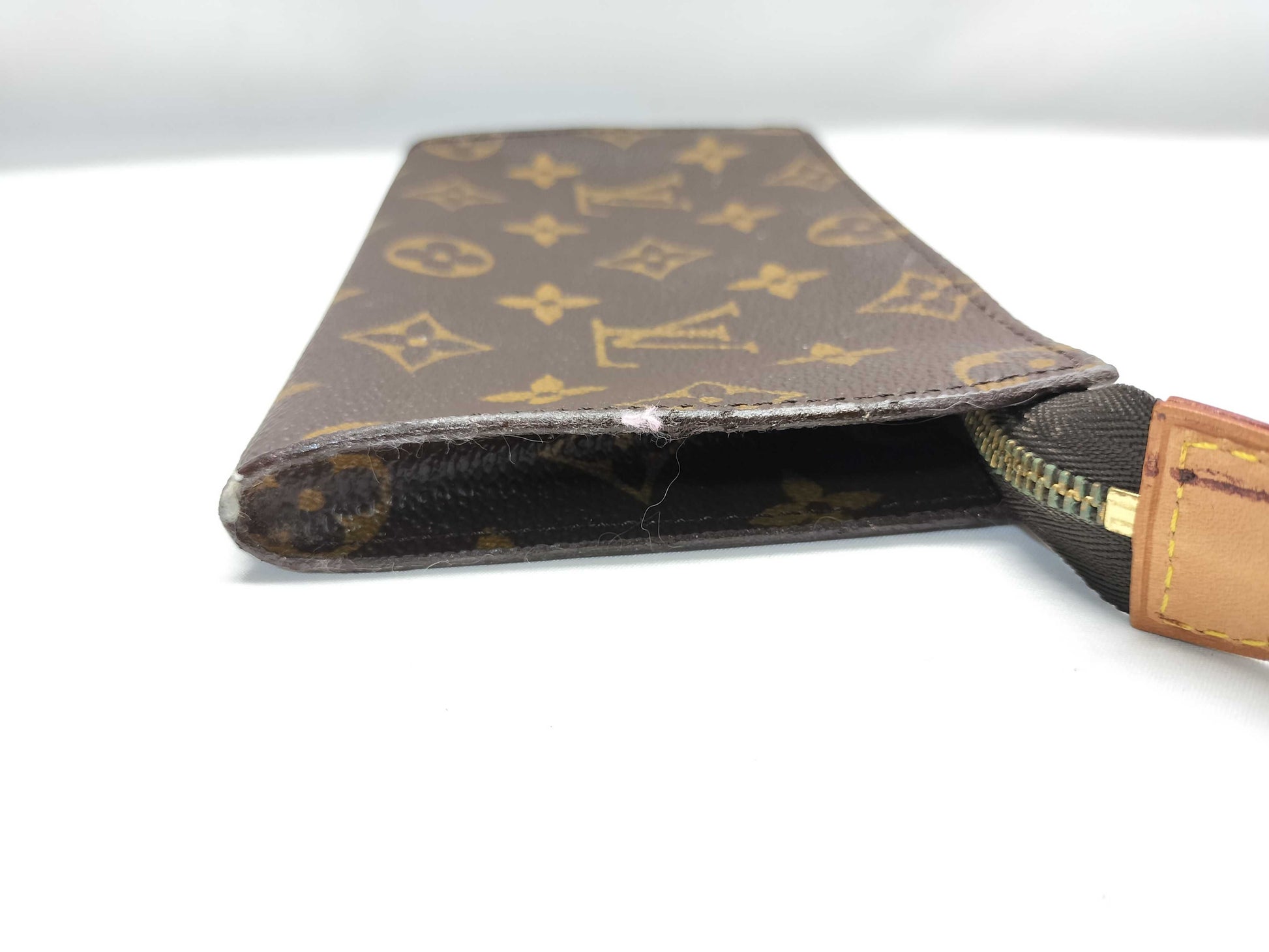 LOUIS VUITTON VI 1957 Monogram Accessory Pouch/Second Pouch Pouch