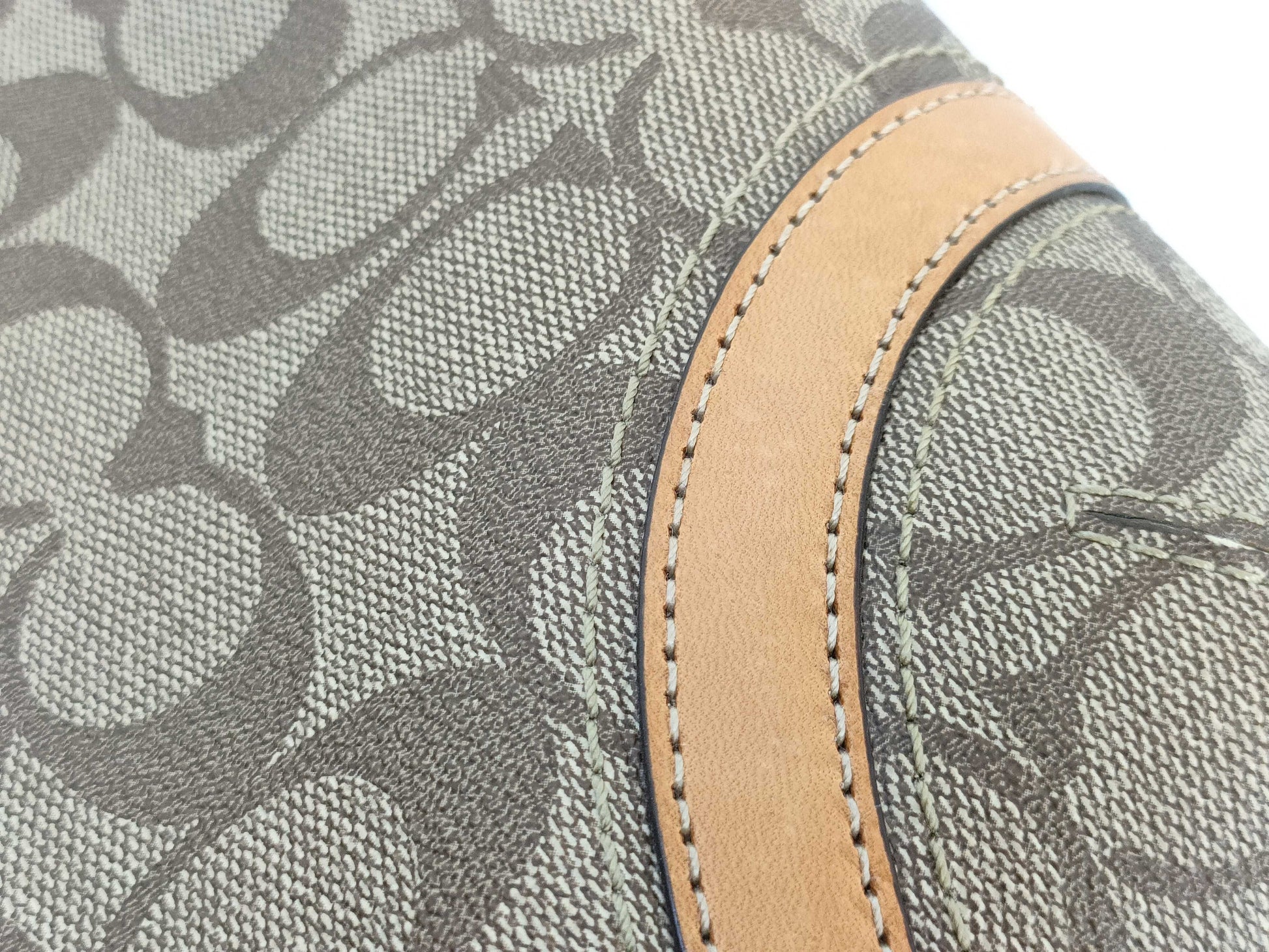 COACH Signature Shoulder Bag 19822