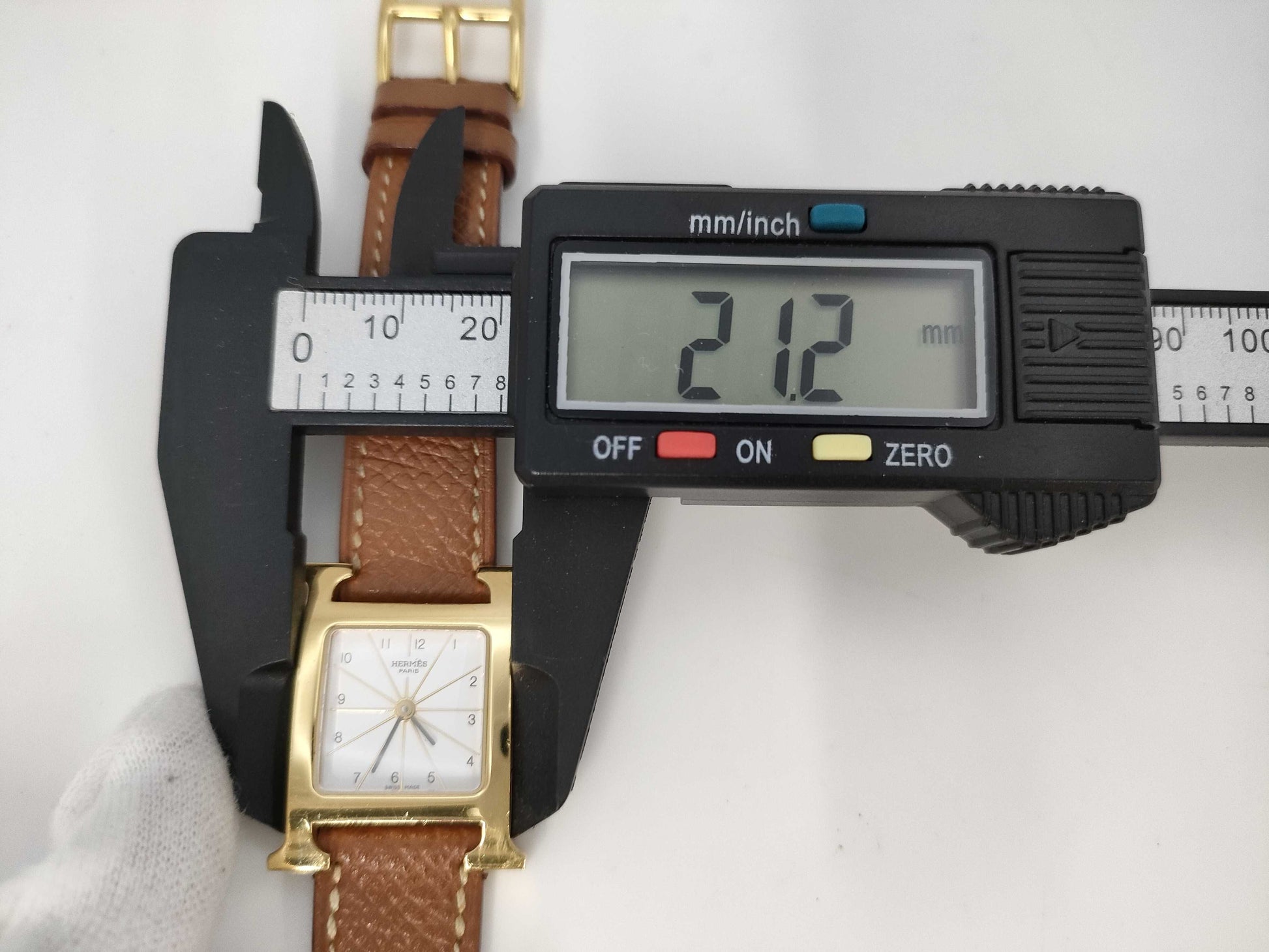 HERMES H Watch HH1.201 □E 1137202 White Dial Quartz Women's Watch