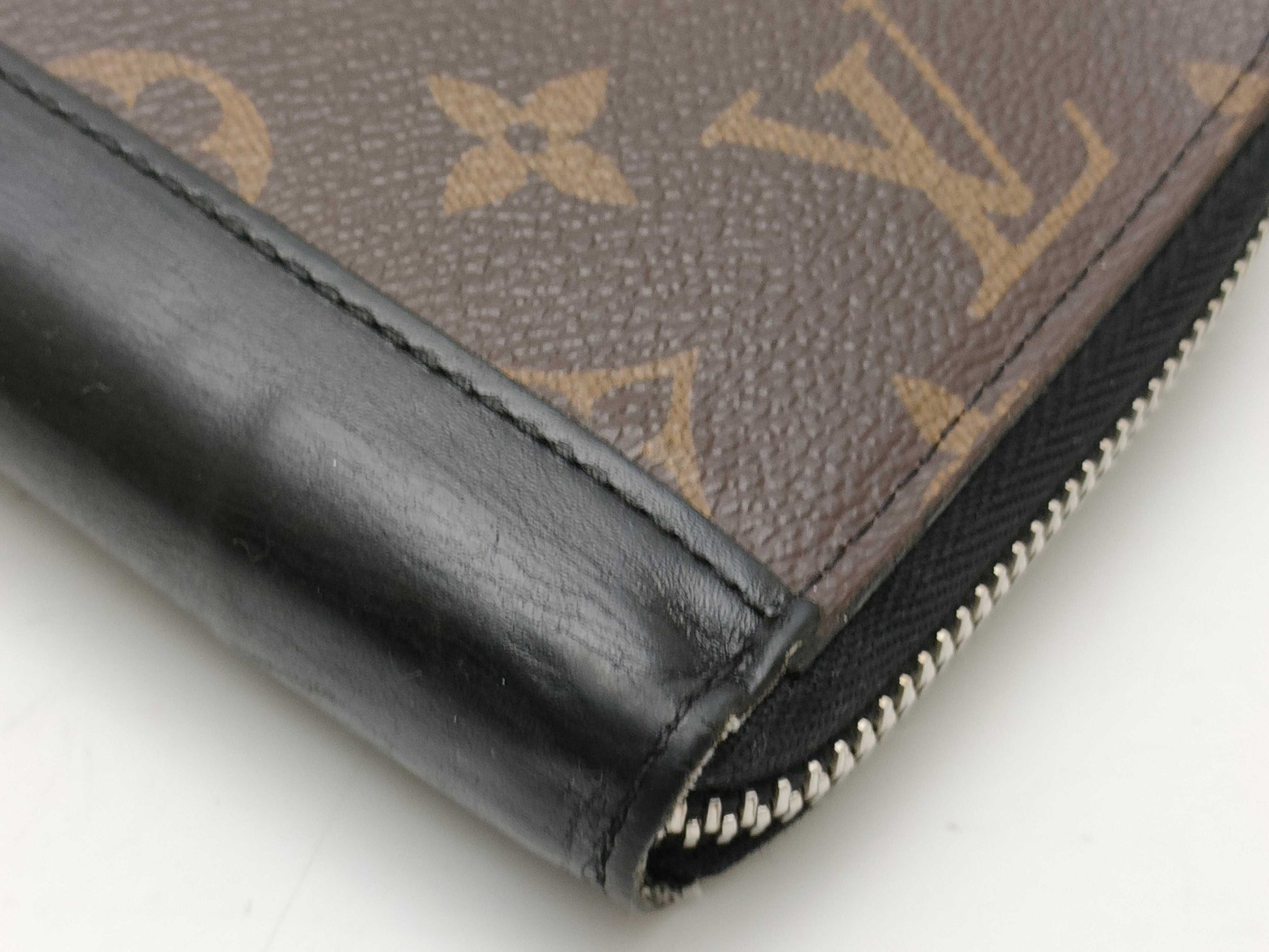LOUIS VUITTON M60109 Monogram Macassar Portefeuille Vertical Wallet