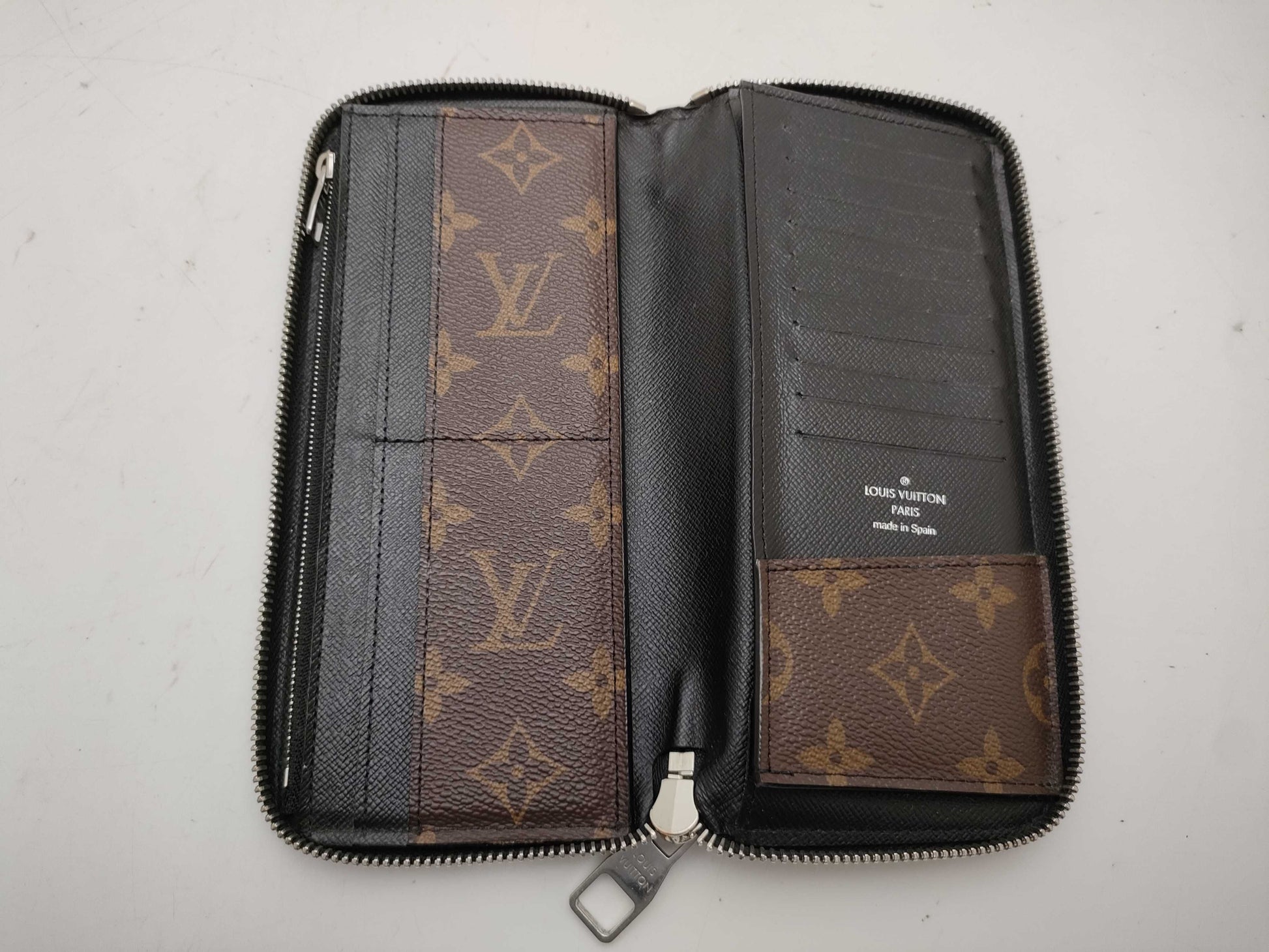 LOUIS VUITTON M60109 Monogram Macassar Portefeuille Vertical Wallet