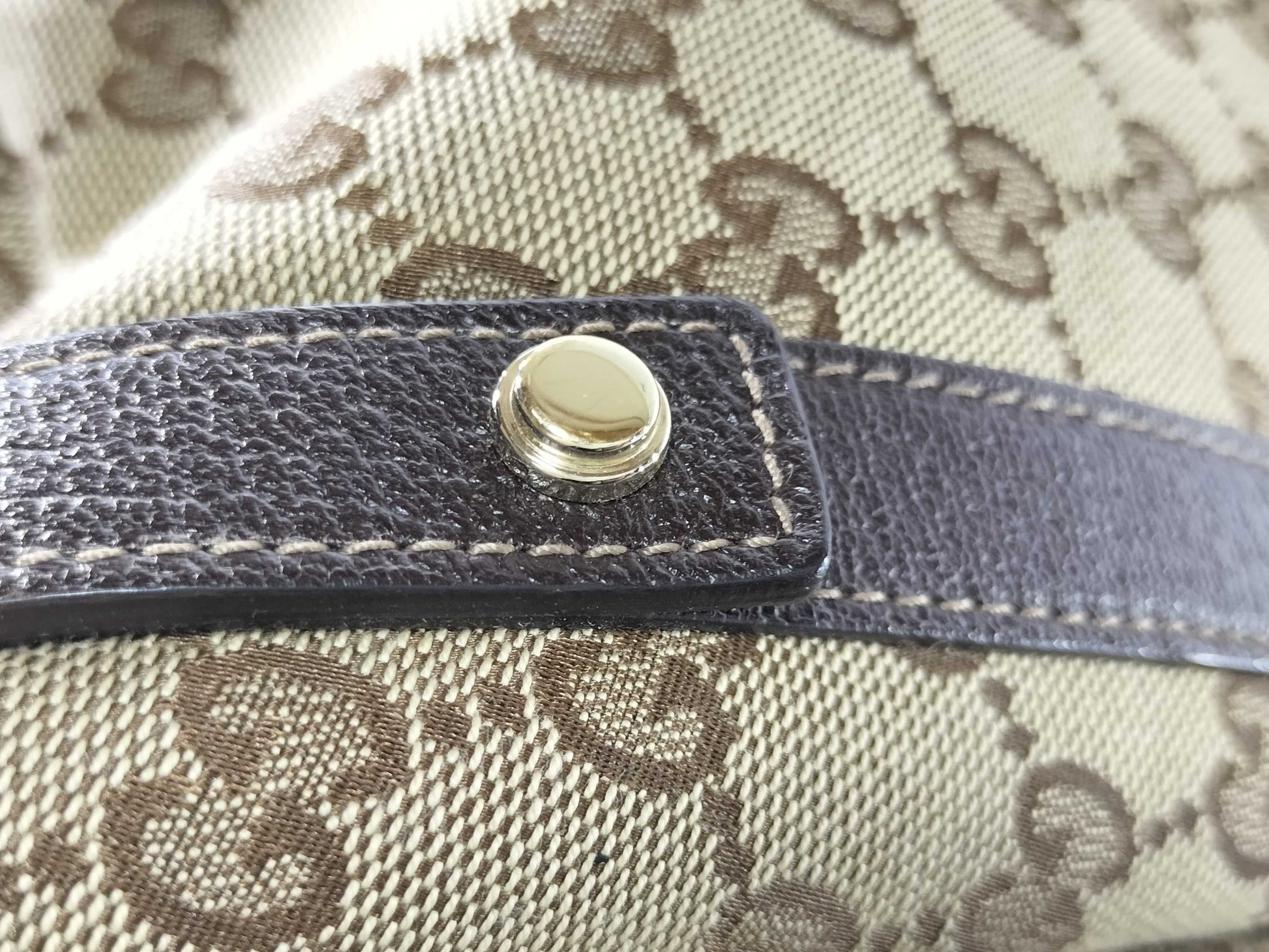 GUCCI GG Canvas Handbag with Pouch Tote Bag