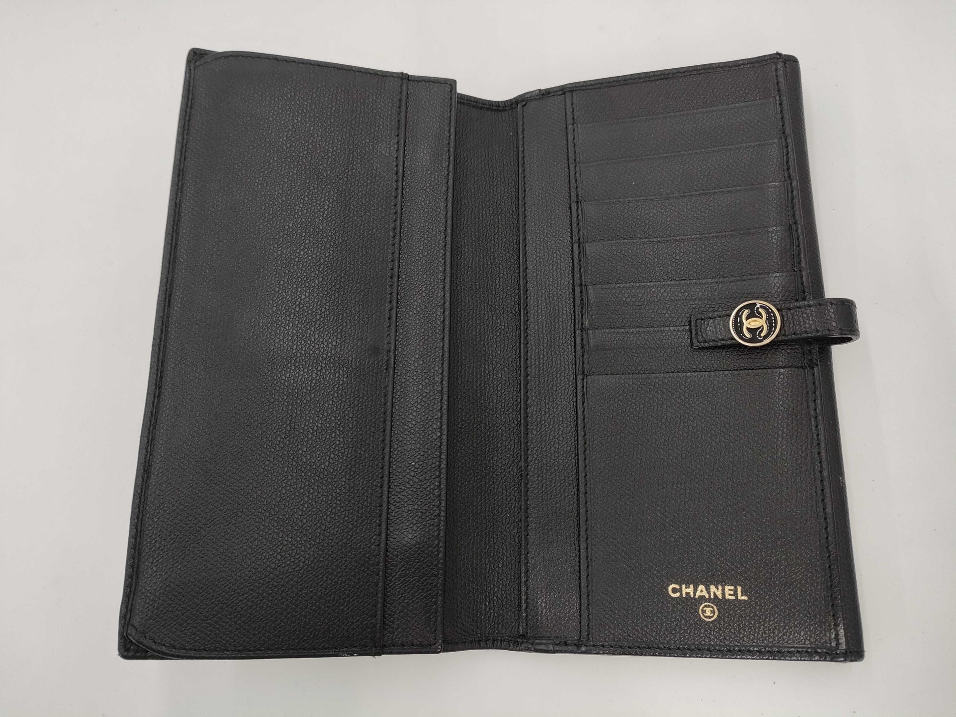 CHANEL Caviar Skin Coco Button Long Wallet