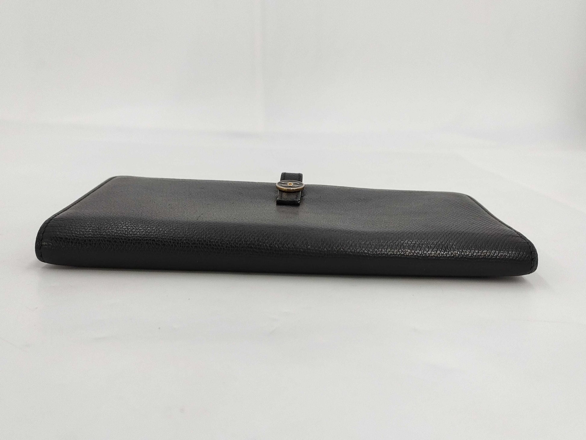 CHANEL Caviar Skin Coco Button Long Wallet