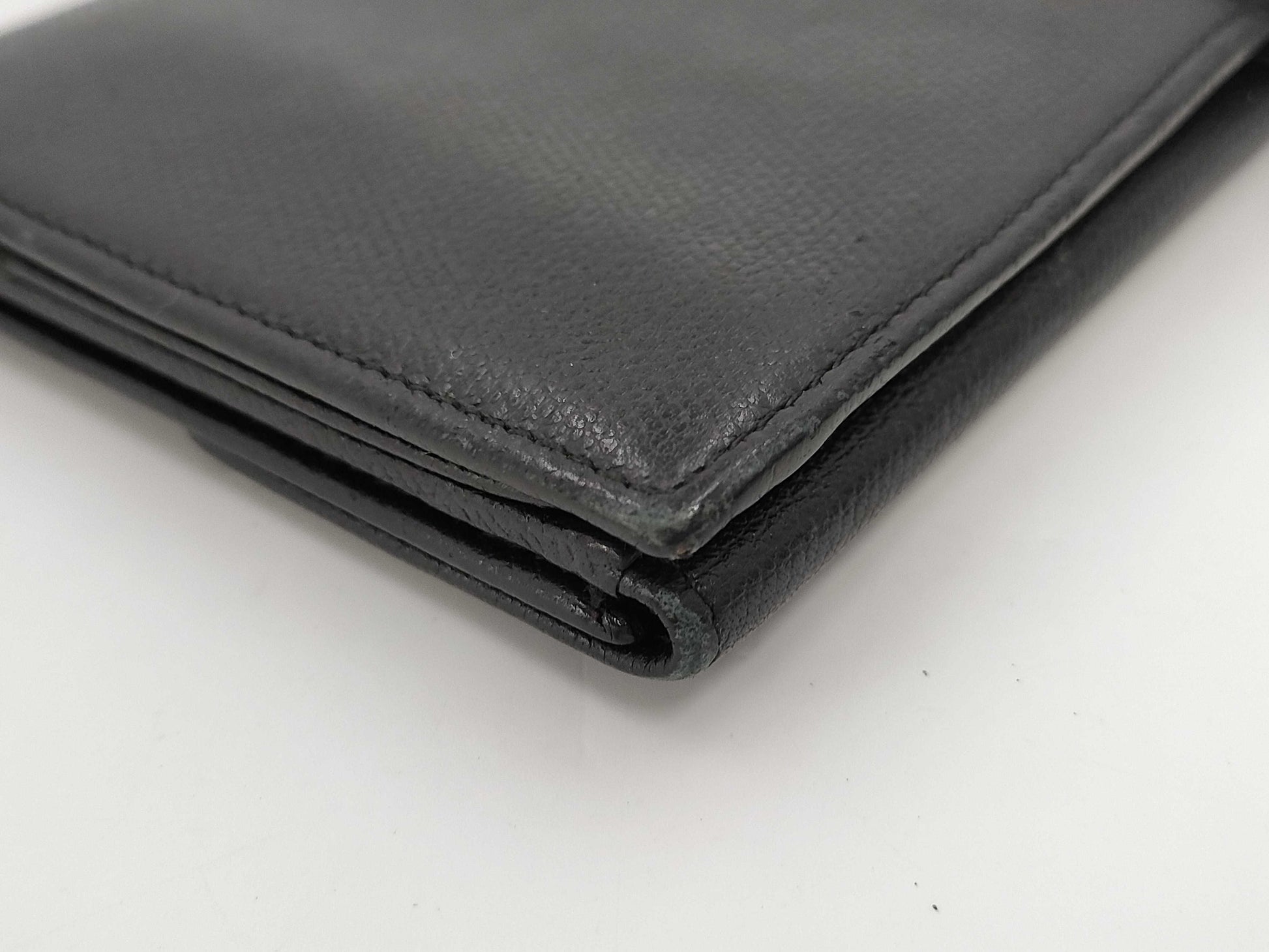 CHANEL Caviar Skin Coco Button Long Wallet