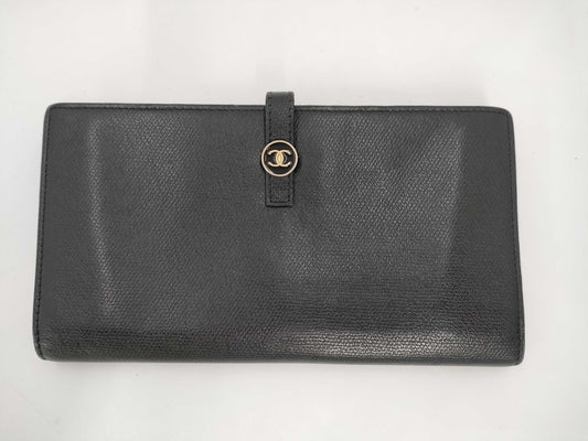 CHANEL Caviar Skin Coco Button Long Wallet