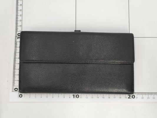 CHANEL Caviar Skin Coco Button Long Wallet