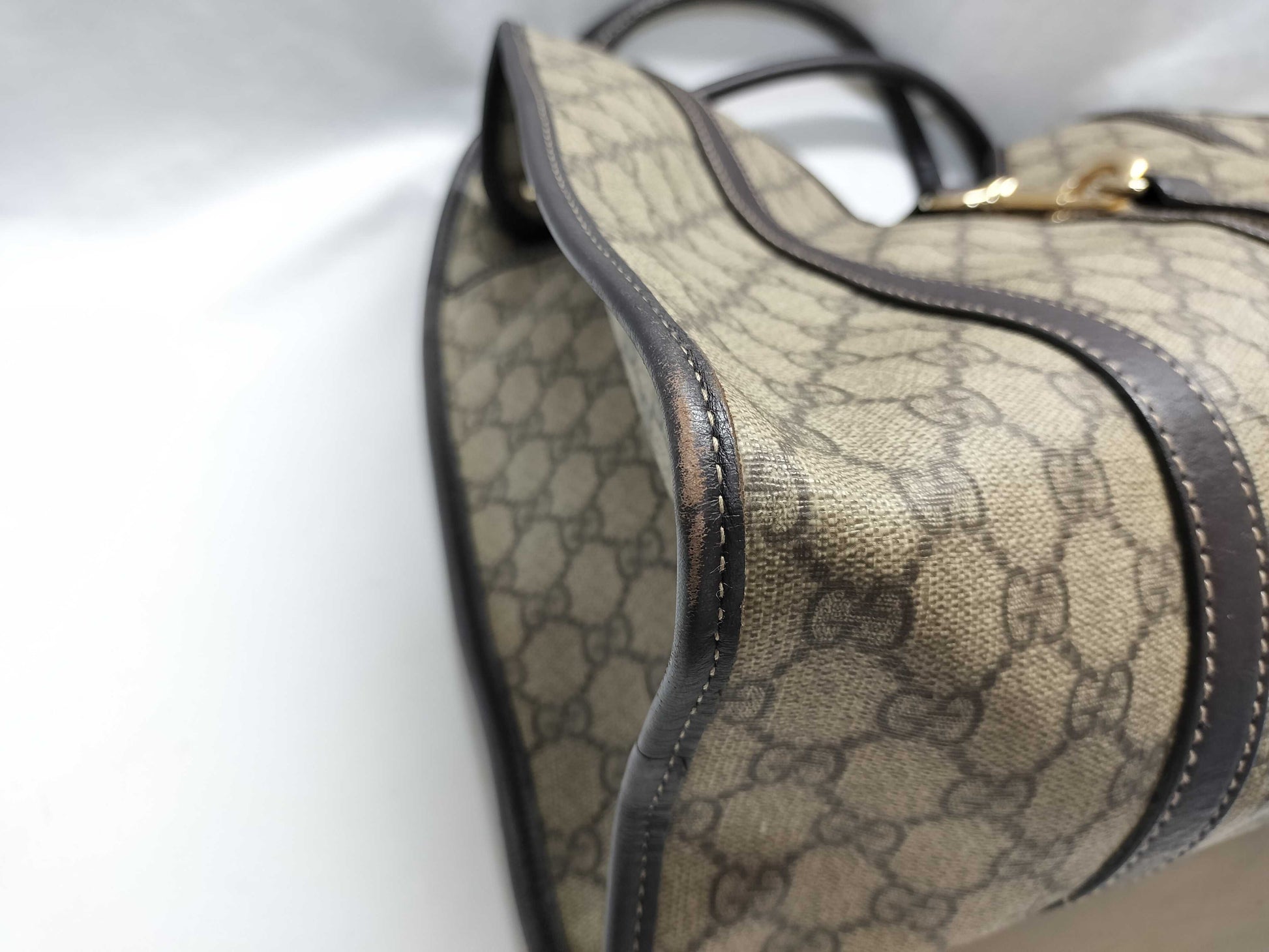 GUCCI GG Supreme 203493 Shoulder Bag