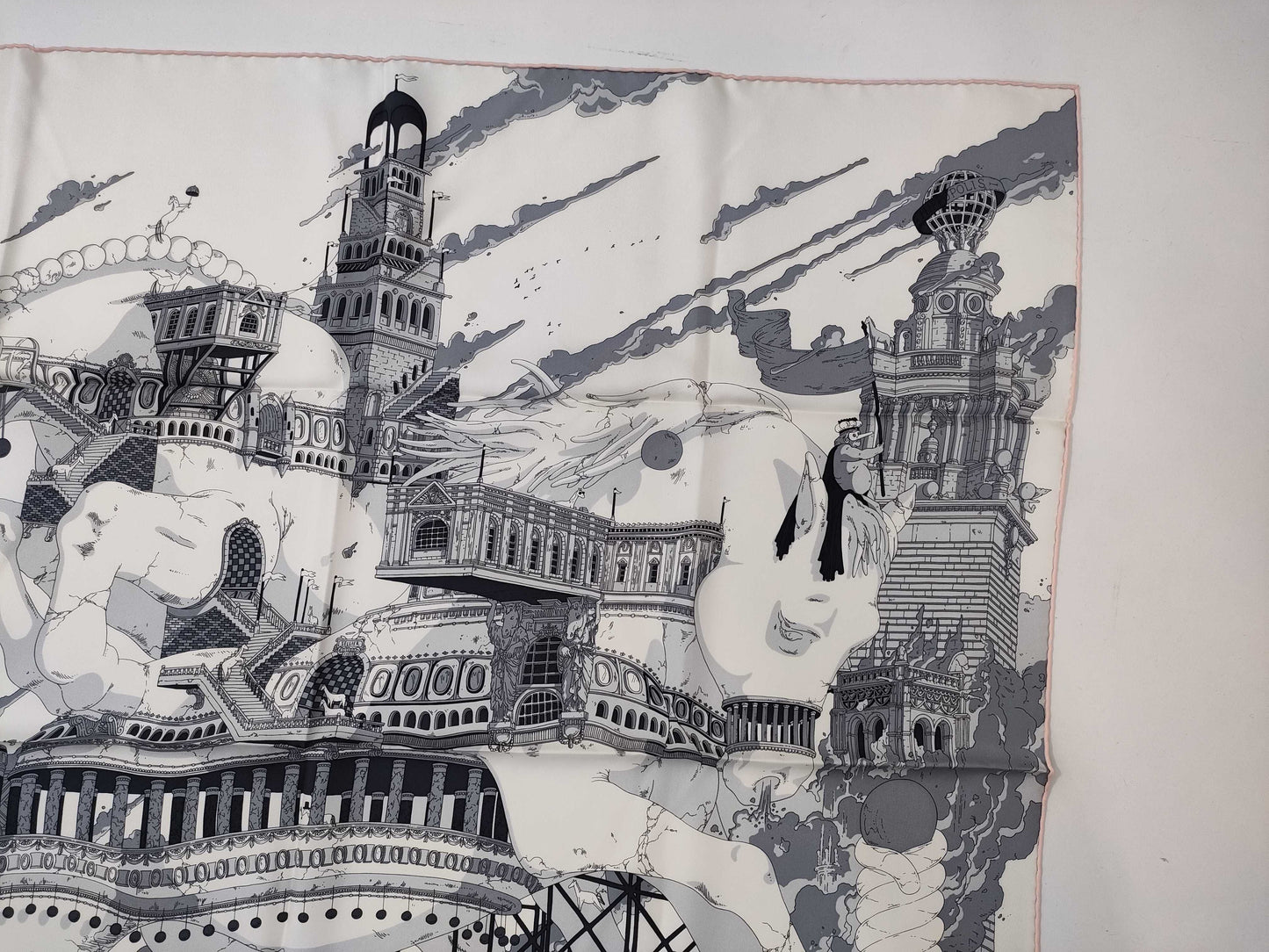 HERMES Carre Hypopolis Scarf