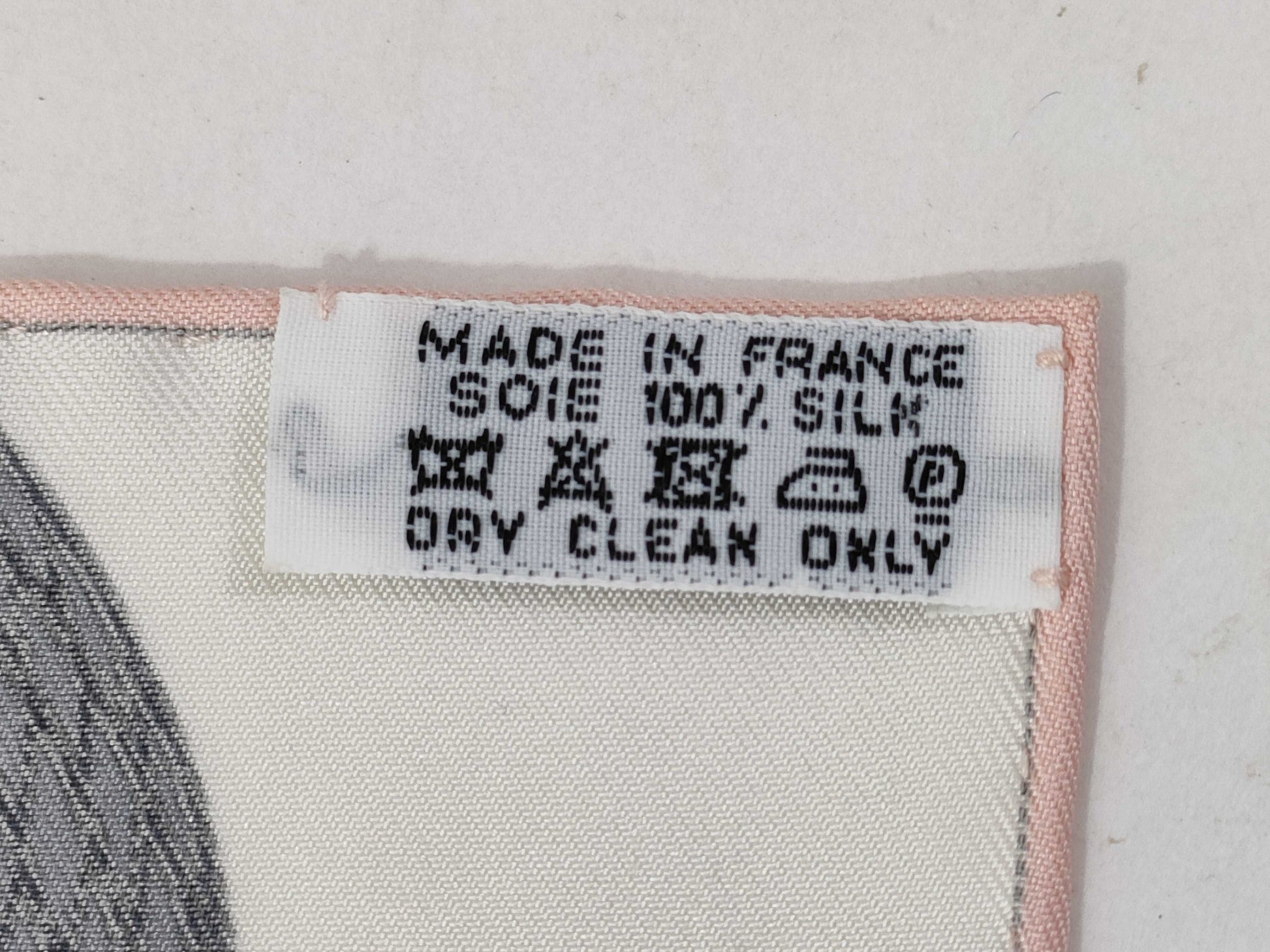 HERMES Carre Hypopolis Scarf