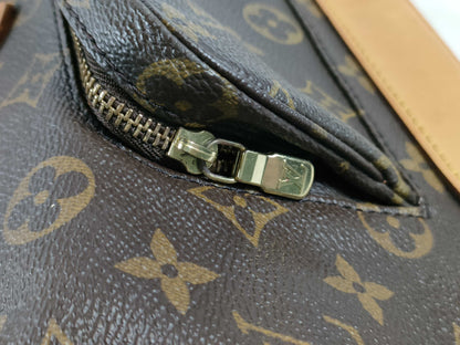 LOUIS VUITTON M51136 Monogram Montsouris MM Backpack