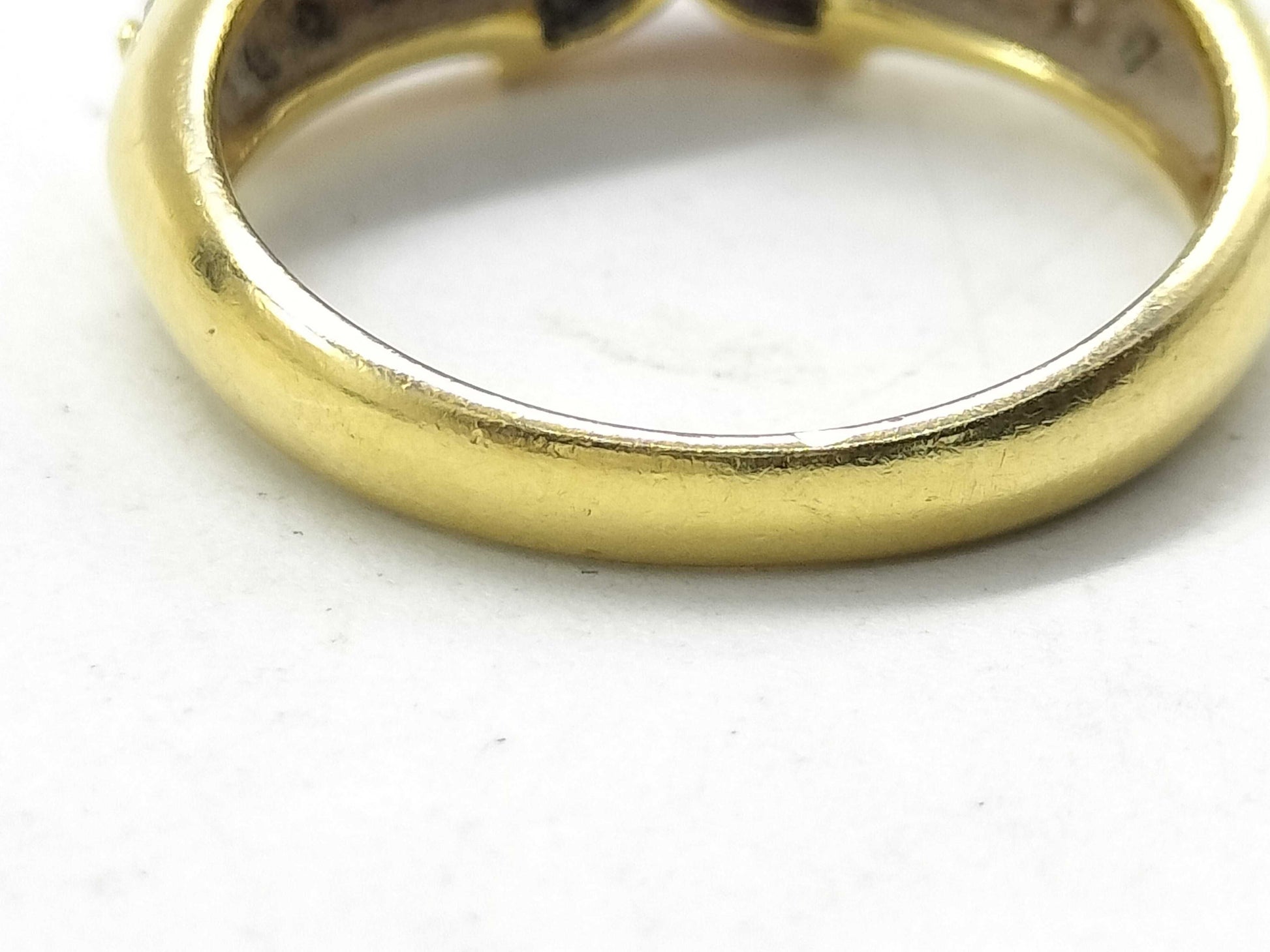 R 0.82ct D 0.52ct K18 4.1g Ring 