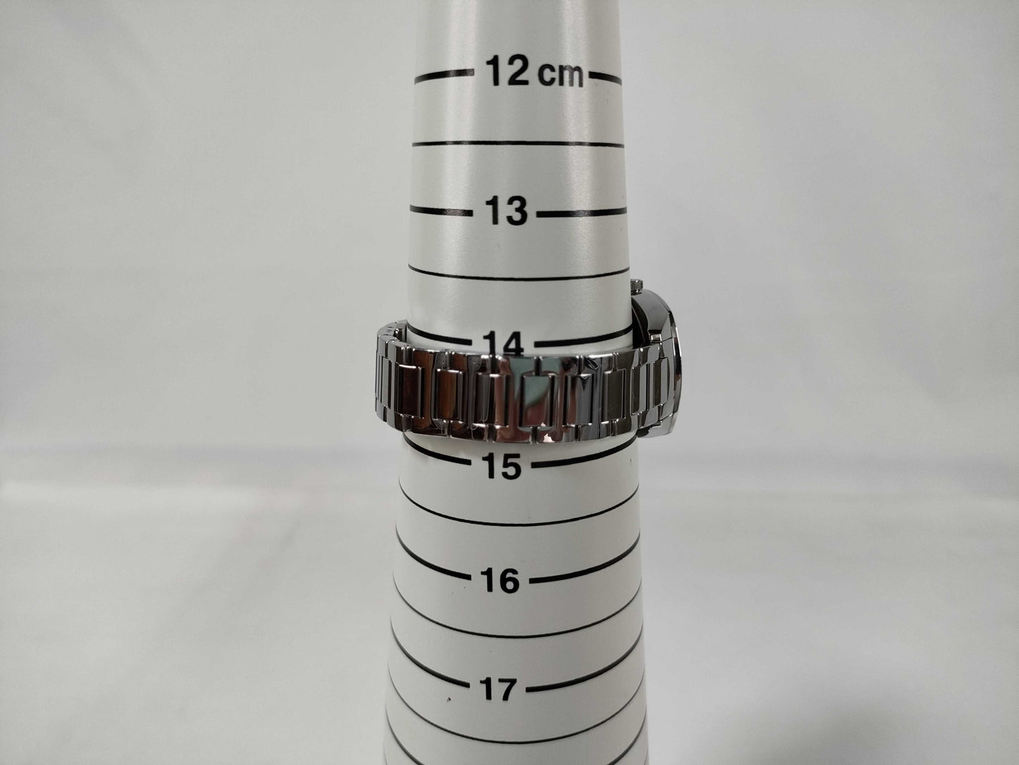 GUCCI 142.5 Women's Quartz Watch