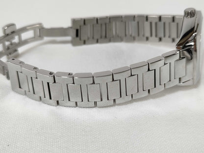 GUCCI 142.5 Women's Quartz Watch