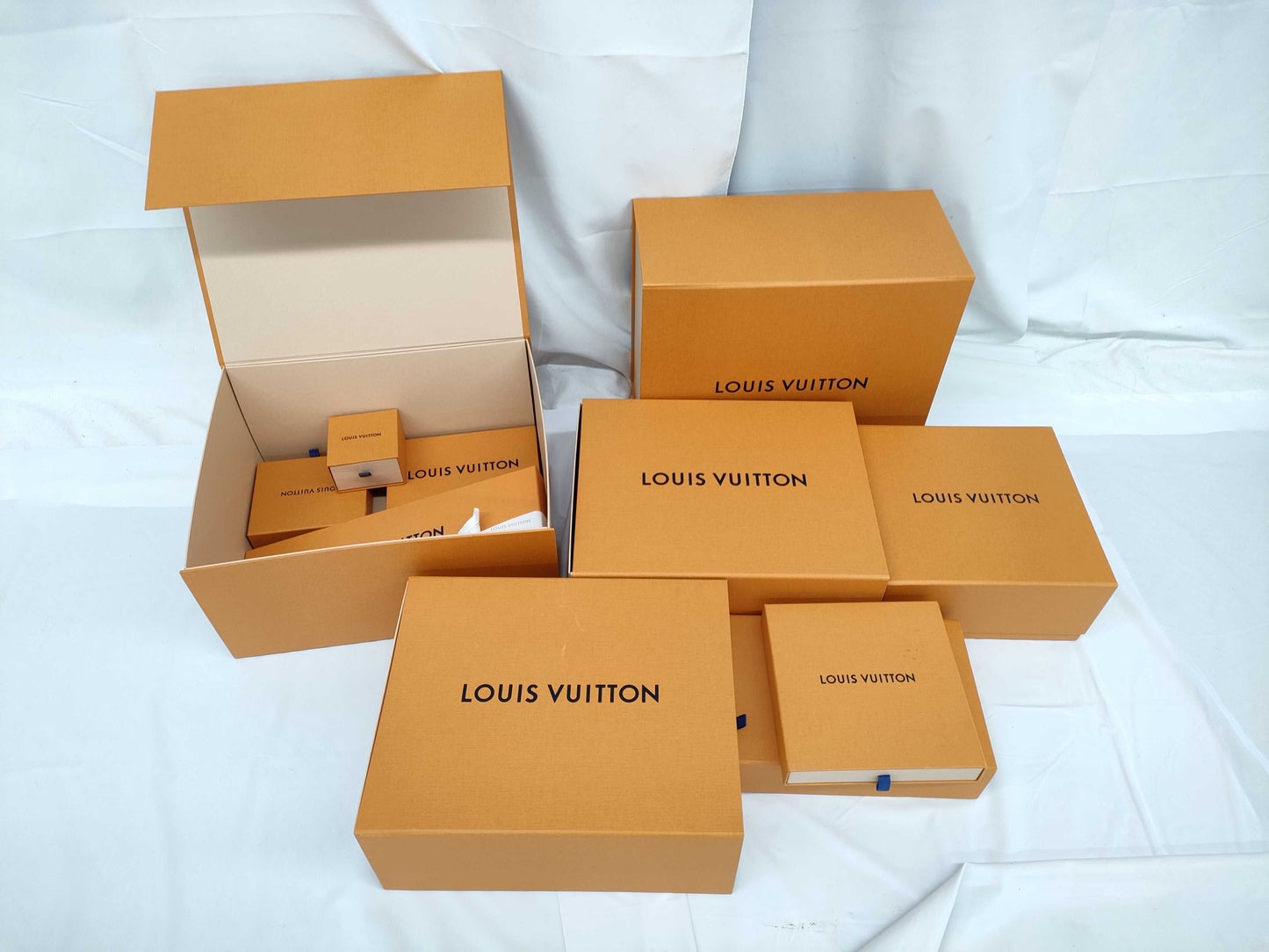 LOUIS VUITTON Empty Boxes for Bags, Wallets, etc. *11 Items. Empty Brand Boxes.