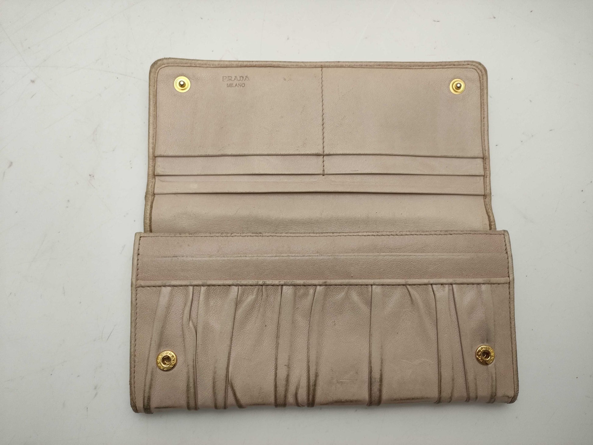 LOUIS VUITTON, PRADA, GUCCI, etc. Wallet Set