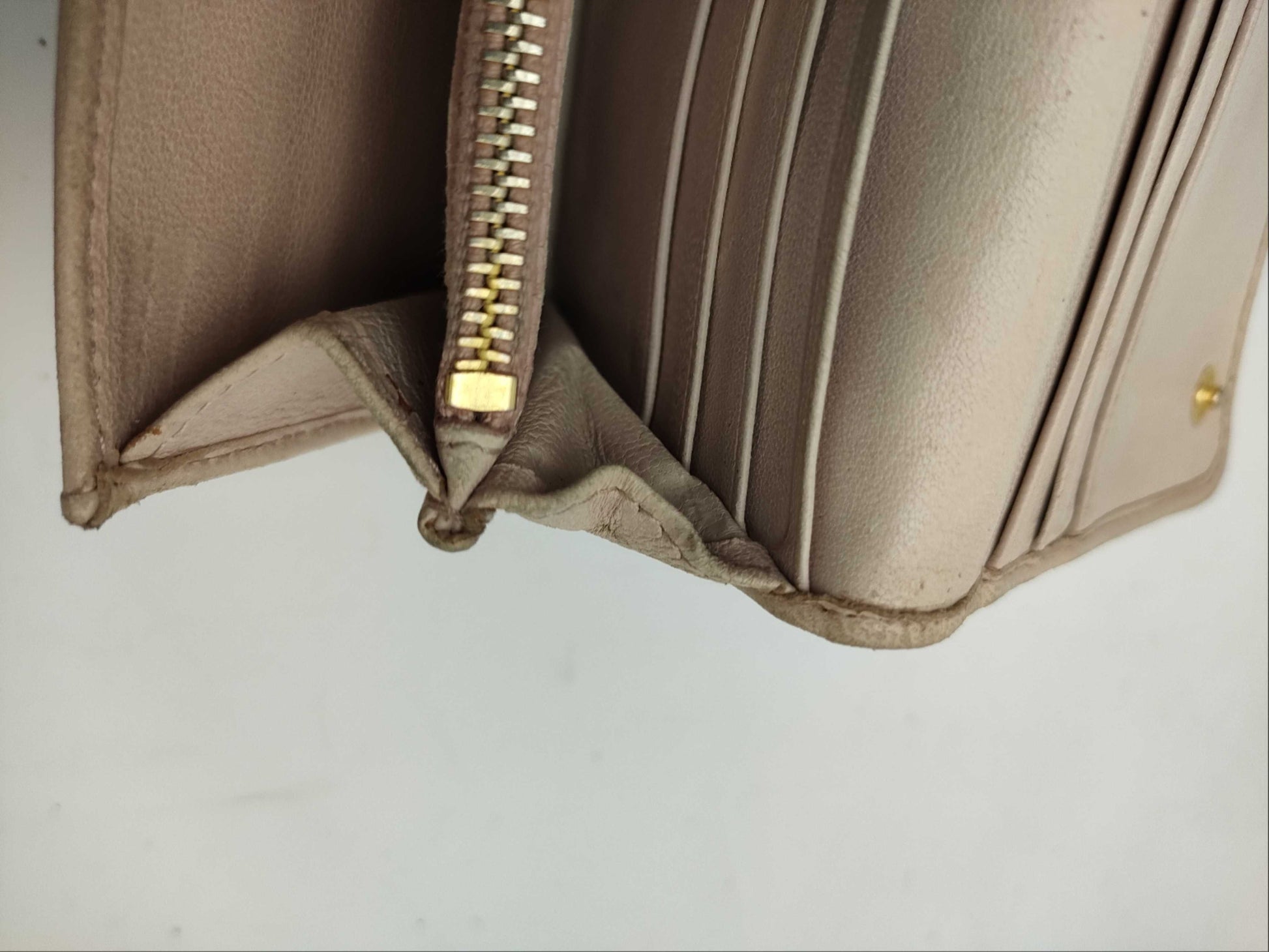 LOUIS VUITTON, PRADA, GUCCI, etc. Wallet Set
