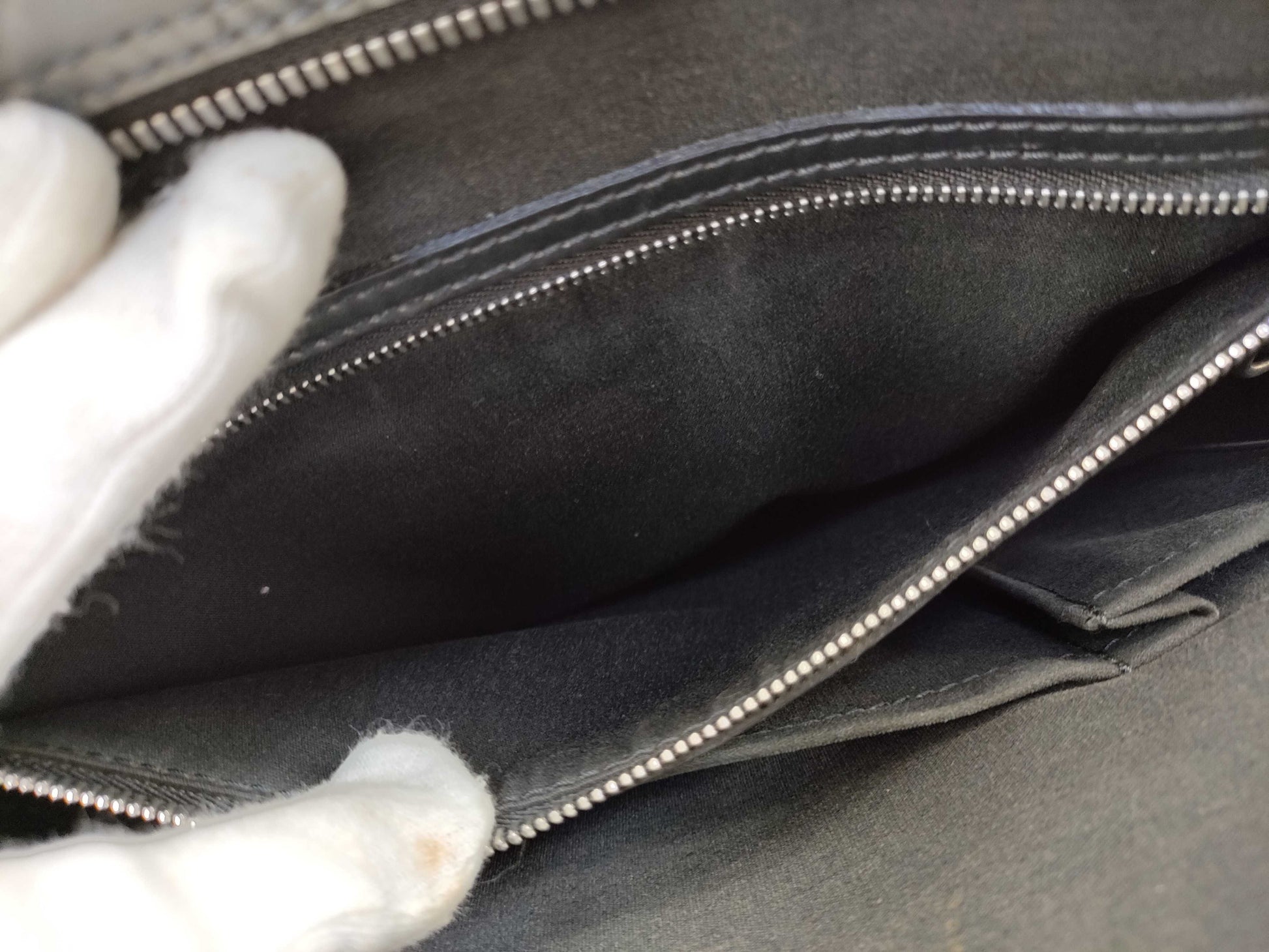 LOUIS VUITTON M55132 Monogram Matte Malden Handbag