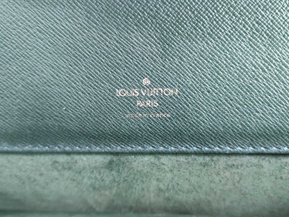 LOUIS VUITTON M30074 Taiga Serviette Clado Business Bag