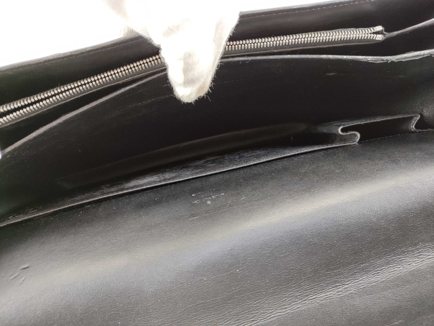 LOUIS VUITTON M30804 Taiga Serviette Tobol Business Bag