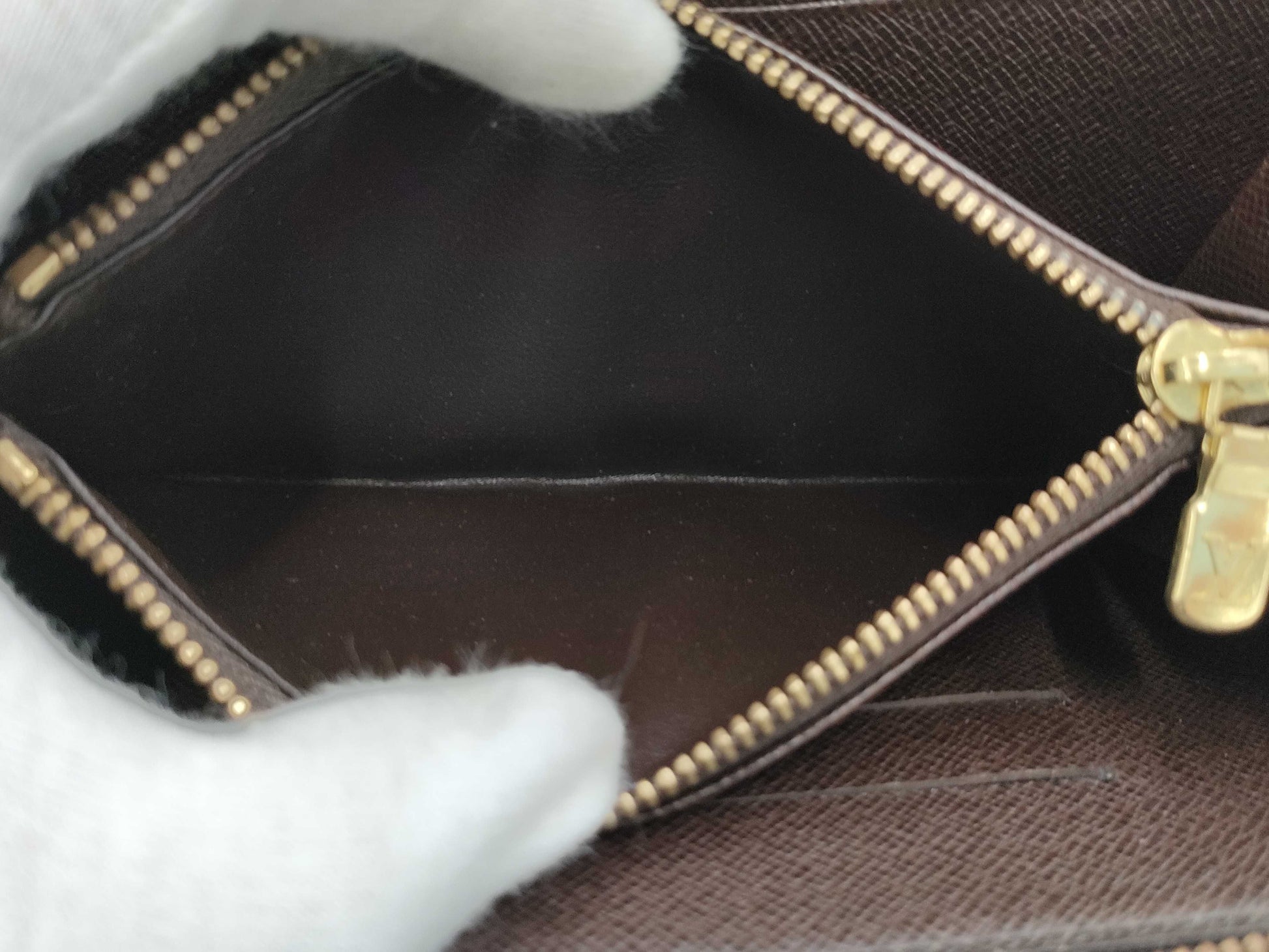 LOUIS VUITTON Damier Porte Monne Zip Wallet