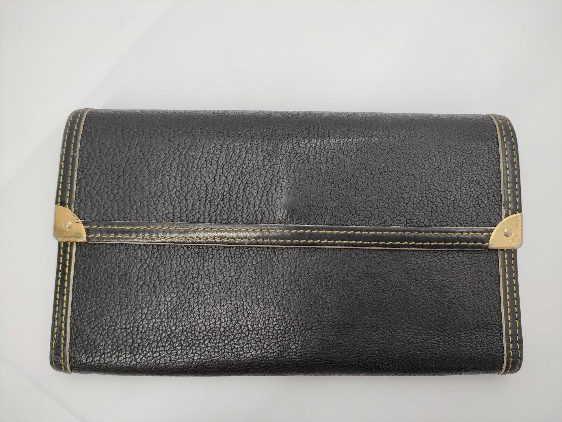 LOUIS VUITTON Suhali Porte Tresor International Wallet