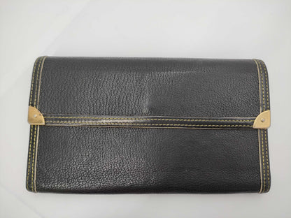 LOUIS VUITTON Suhali Porte Tresor International Wallet