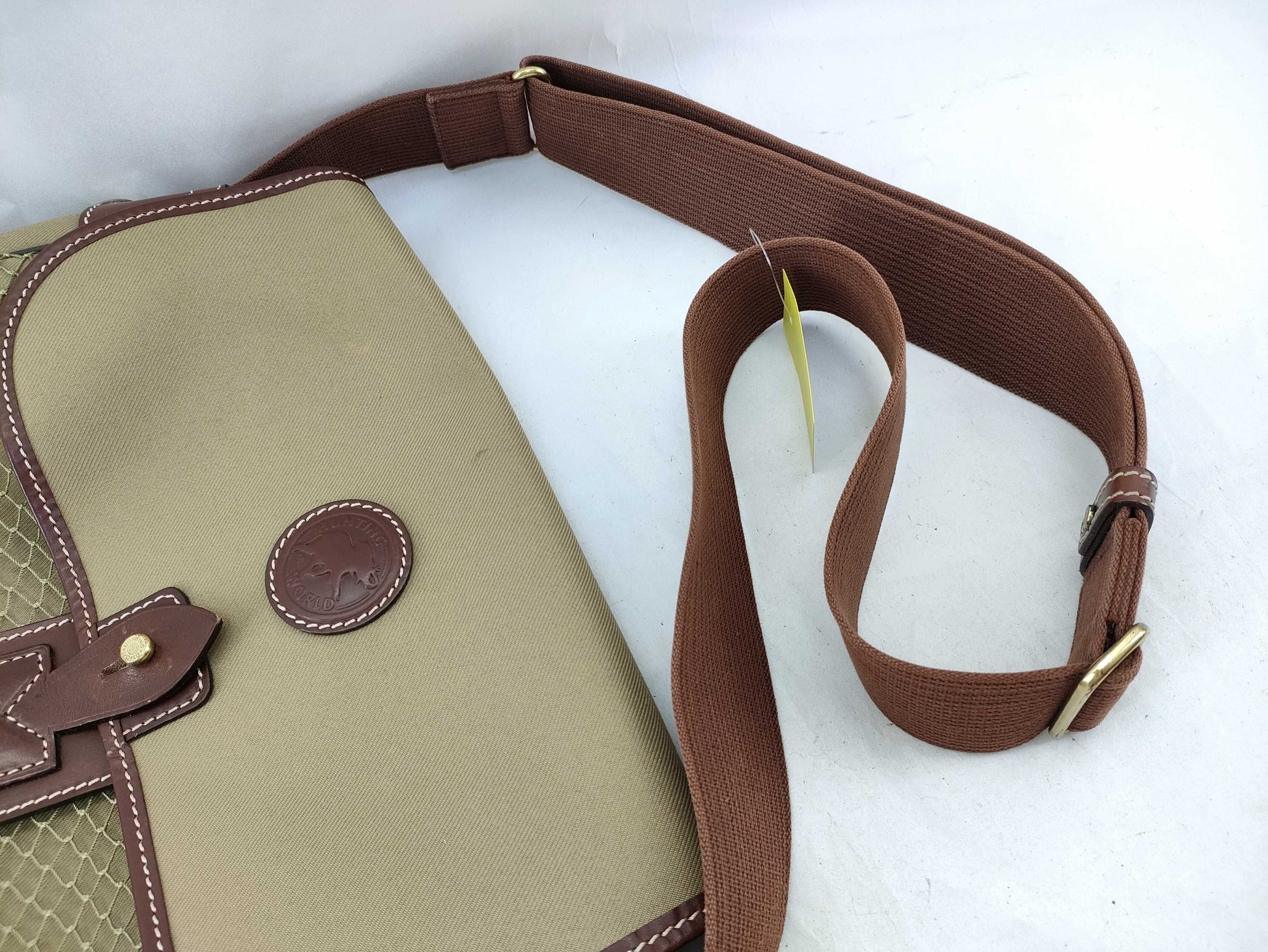 HUNTING WORLD Messenger Bag Shoulder Bag